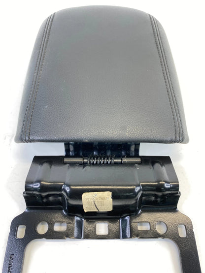 2013-2016 FORD ESCAPE CENTER CONSOLE ARMREST ARM REST LID TOP COVER OEM