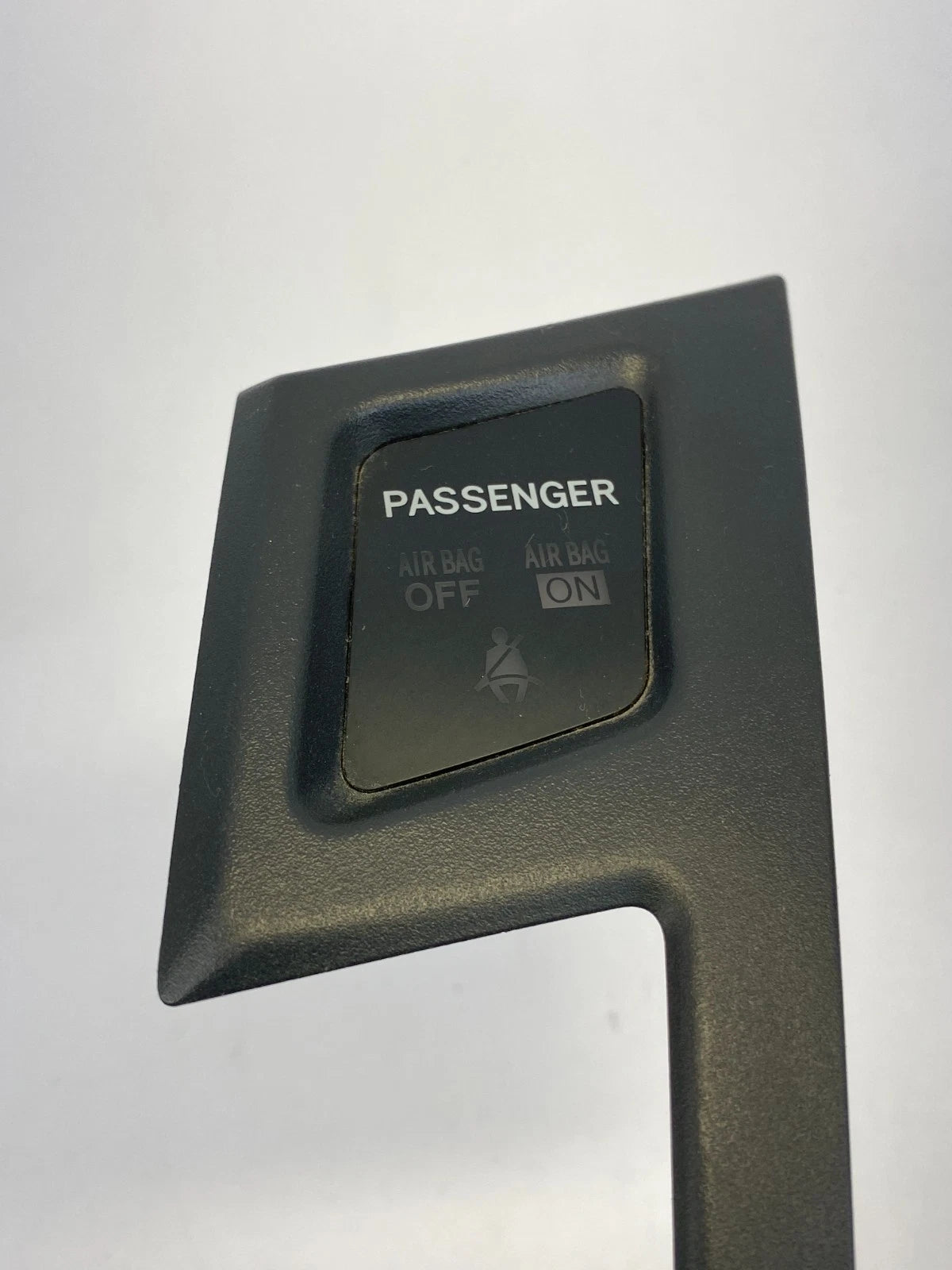 06-11 TOYOTA YARIS CENTER RIGHT DASH END FINISH PANEL TRIM 55435-52010 OEM