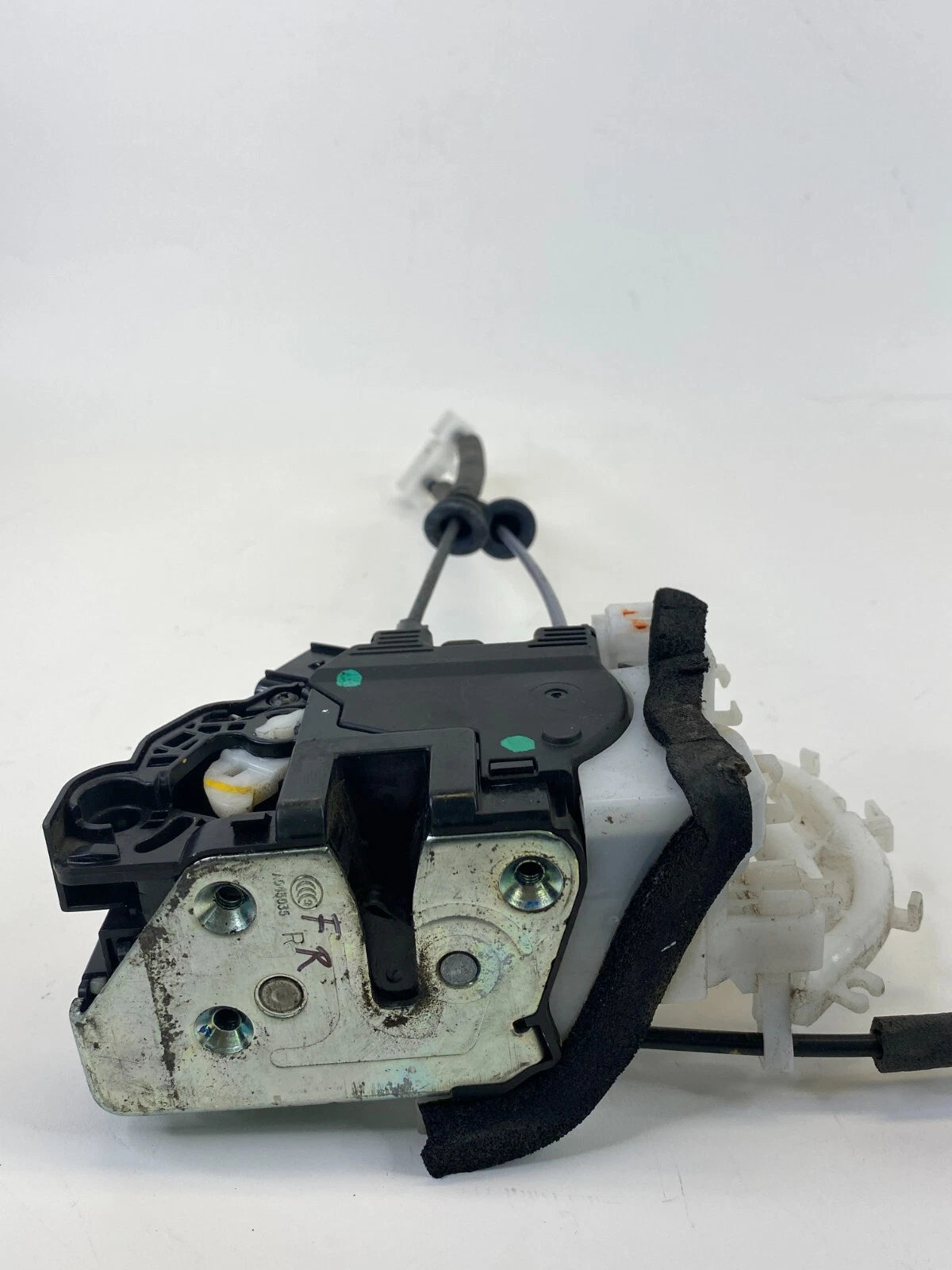 11-16 HYUNDAI ELANTRA SEDAN FRONT RIGHT DOOR LOCK LATCH ACTUATOR OEM 813203X010