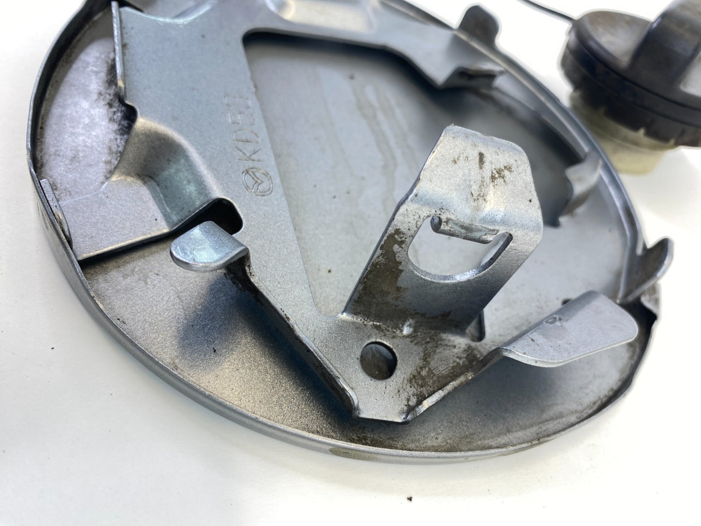 2013-2016 Mazda CX-5 CX5 Fuel Filler Door Gas Lid Cover w/ Cap OEM