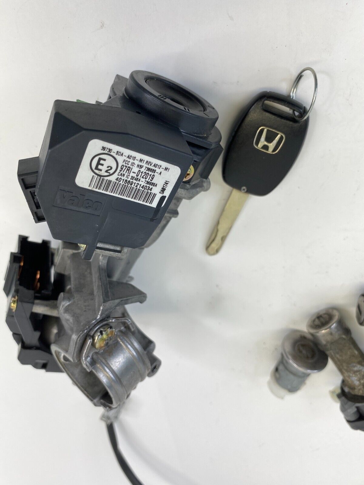 03-07 Honda Accord 3.0L AT Ignition Switch w/ Key Door & Trunk Lock Cylinder