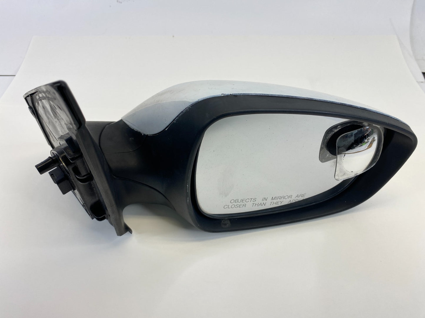 2012-2017 Hyundai Accent Front Right Side View Power Door Mirror OEM