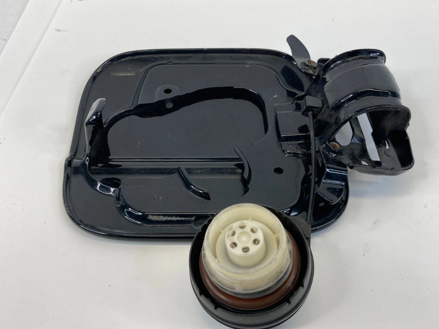 2008-2012 Honda Accord Sedan Gas Fuel Filler Tank Door Lid Cover W/ Cap OEM