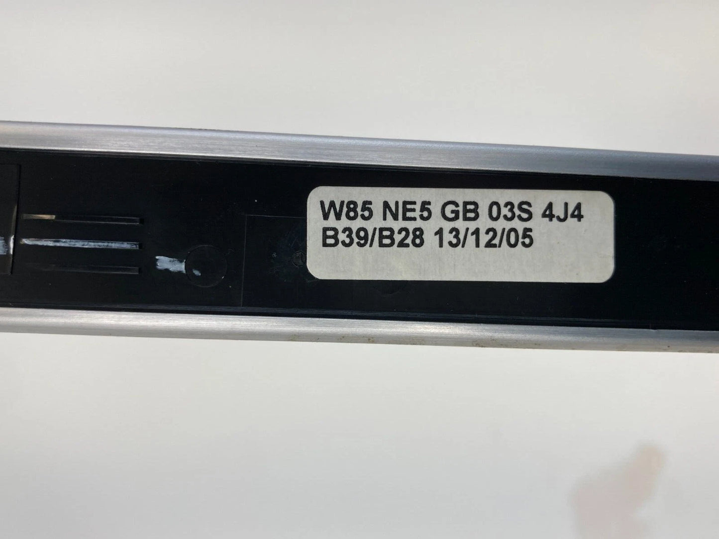 2006-2009 VOLKSWAGEN GTI DASH RIGHT GLOVE BOX MOLDING TRIM BEZEL 1K1858529 OEM