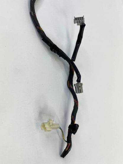 2008-2012 MITSUBISHI GALANT REAR LEFT TAILLIGHT TAILLAMP CONNECTOR WIRE HARNESS