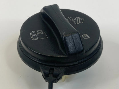 2009 2010 2011 CADILLAC STS FUEL FILLER GAS TANK LID CAP COVER OEM