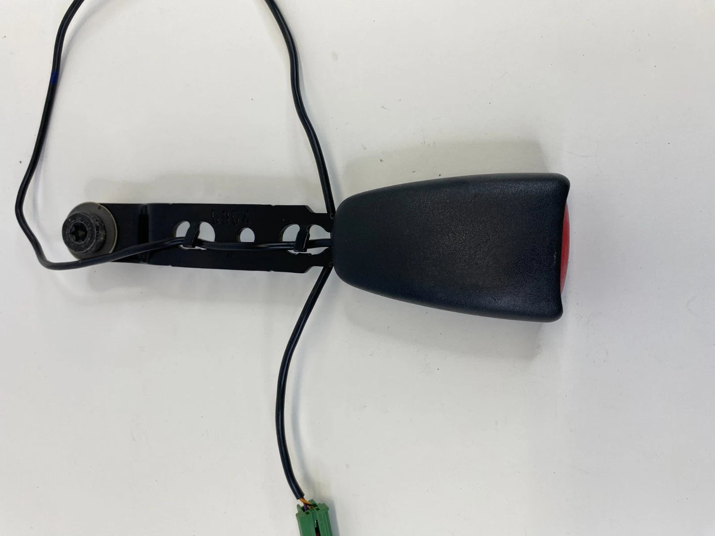 2012-2018 Volvo S60 Front Left Driver Seat Belt Buckle 8623453 OEM