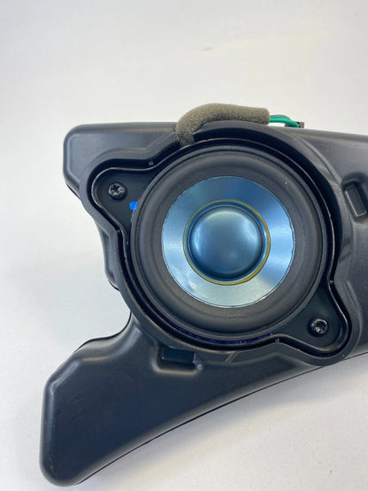 2006-2012 MERCEDES-BENZ R350 LEFT SIDE QUARTER SOUND TWEETER SPEAKER A2518200302