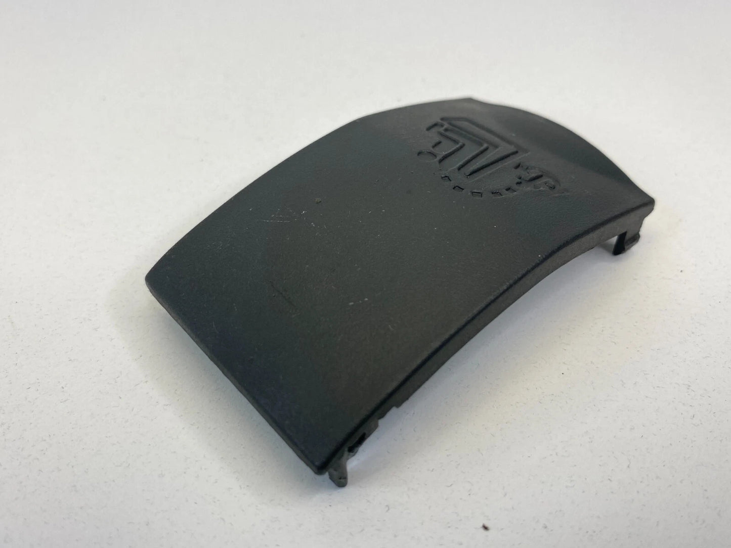 04-06 MITSUBISHI GALANT DECK SEAT CHILD SAFETY ANCHOR HOOK COVER CAP TRIM OEM