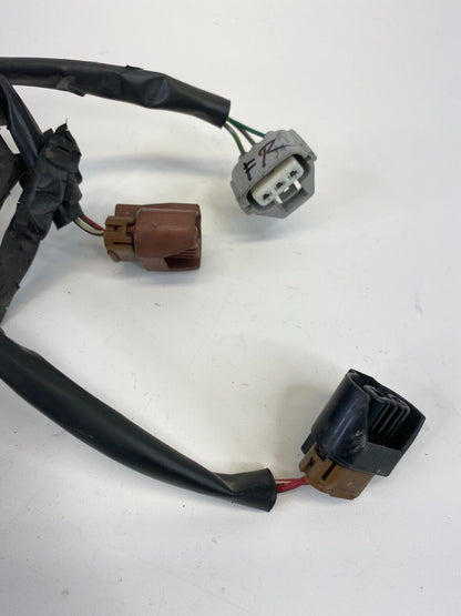 2002-2004 Toyota Camry Front Right Side Headlight Wire Harness Connector Plug