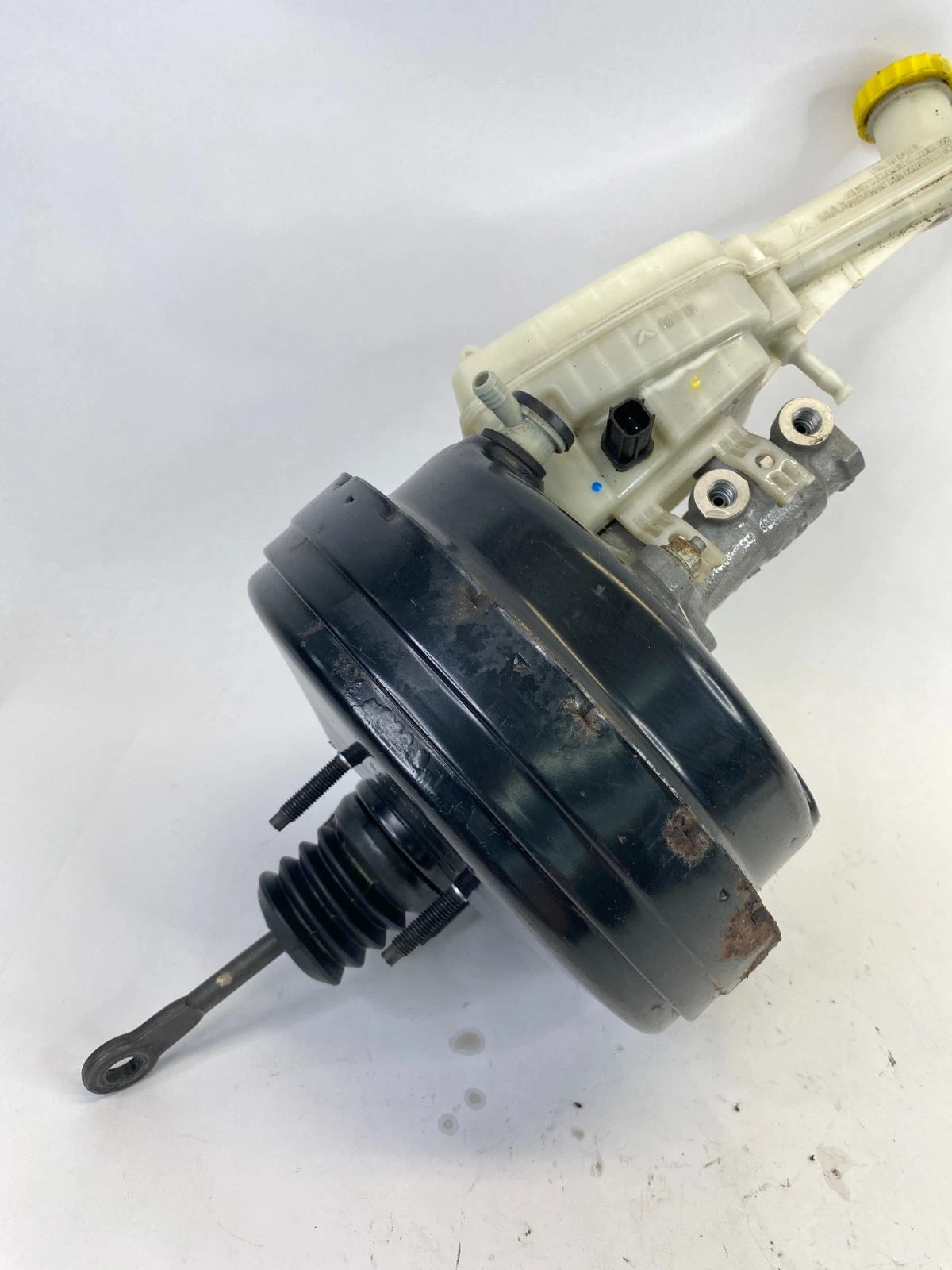 09-12 DODGE JOURNEY POWER BRAKE BOOSTER W/ MASTER CYLINDER RESERVOIR 68054986AB