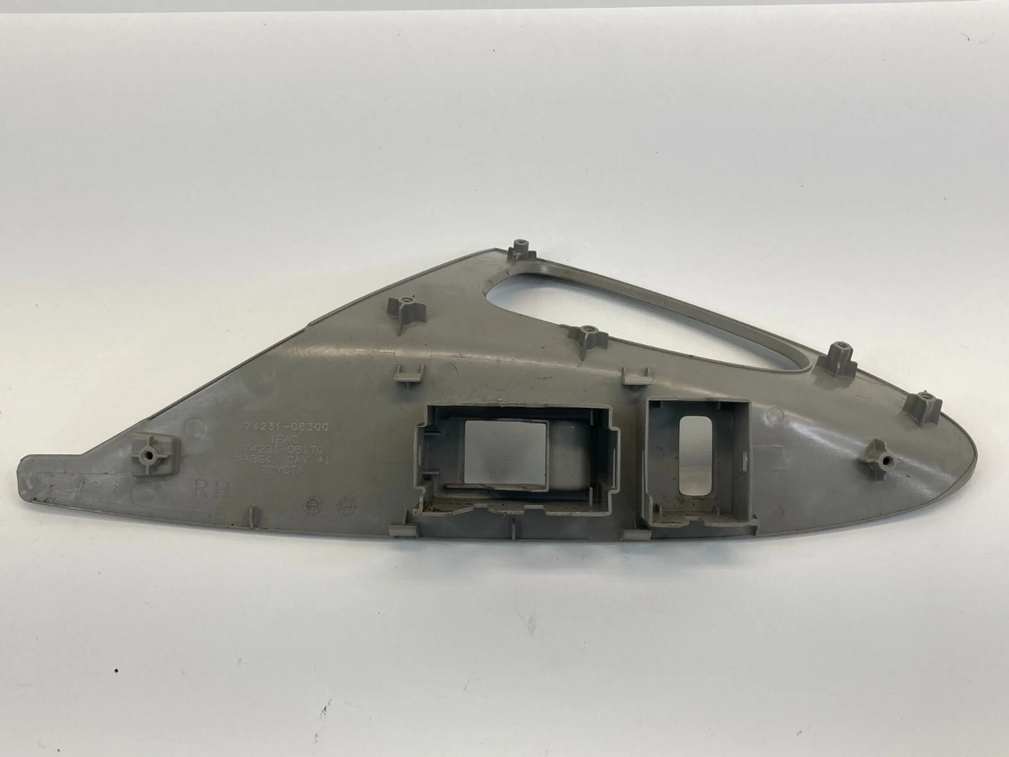 2010 2011 TOYOTA CAMRY FRONT RIGHT SIDE DOOR WINDOW SWITCH BEZEL TRIM 74231-0630