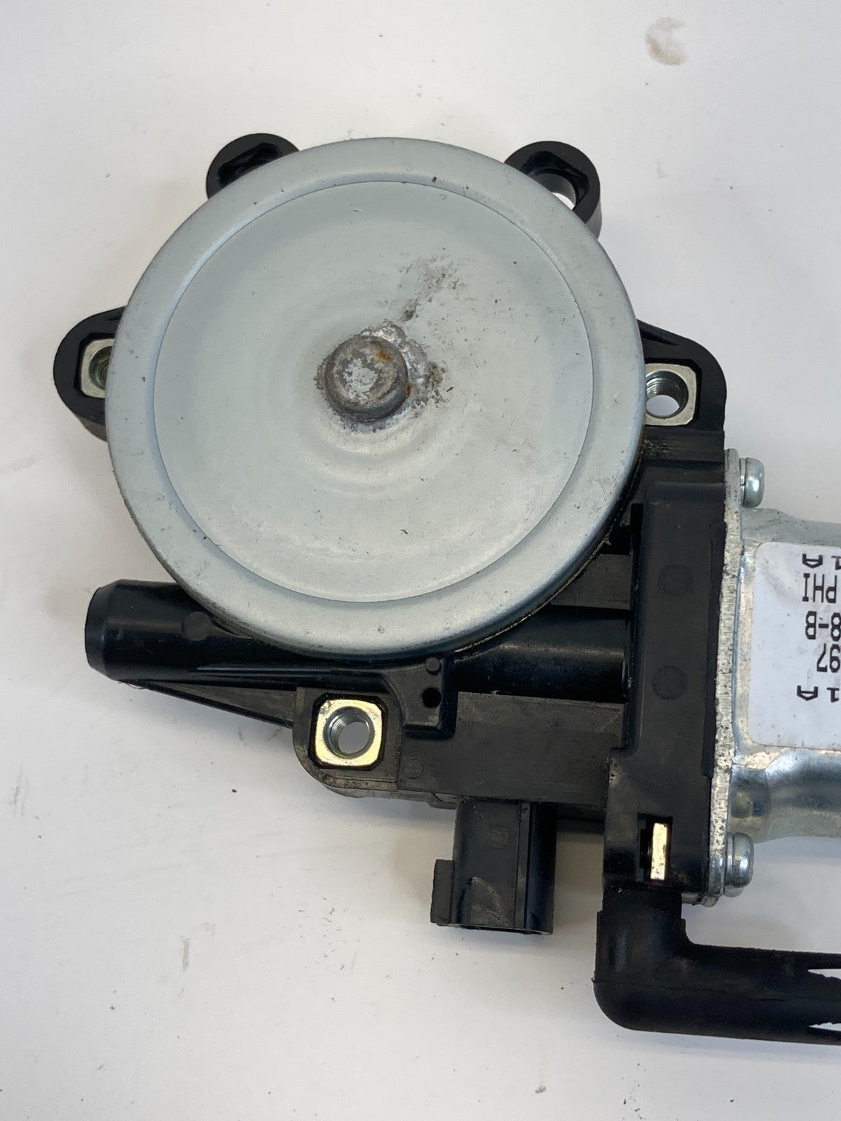 2004-2012 Chevrolet Colorado CREW CAB Front Right Door Window Motor CM091970 OEM