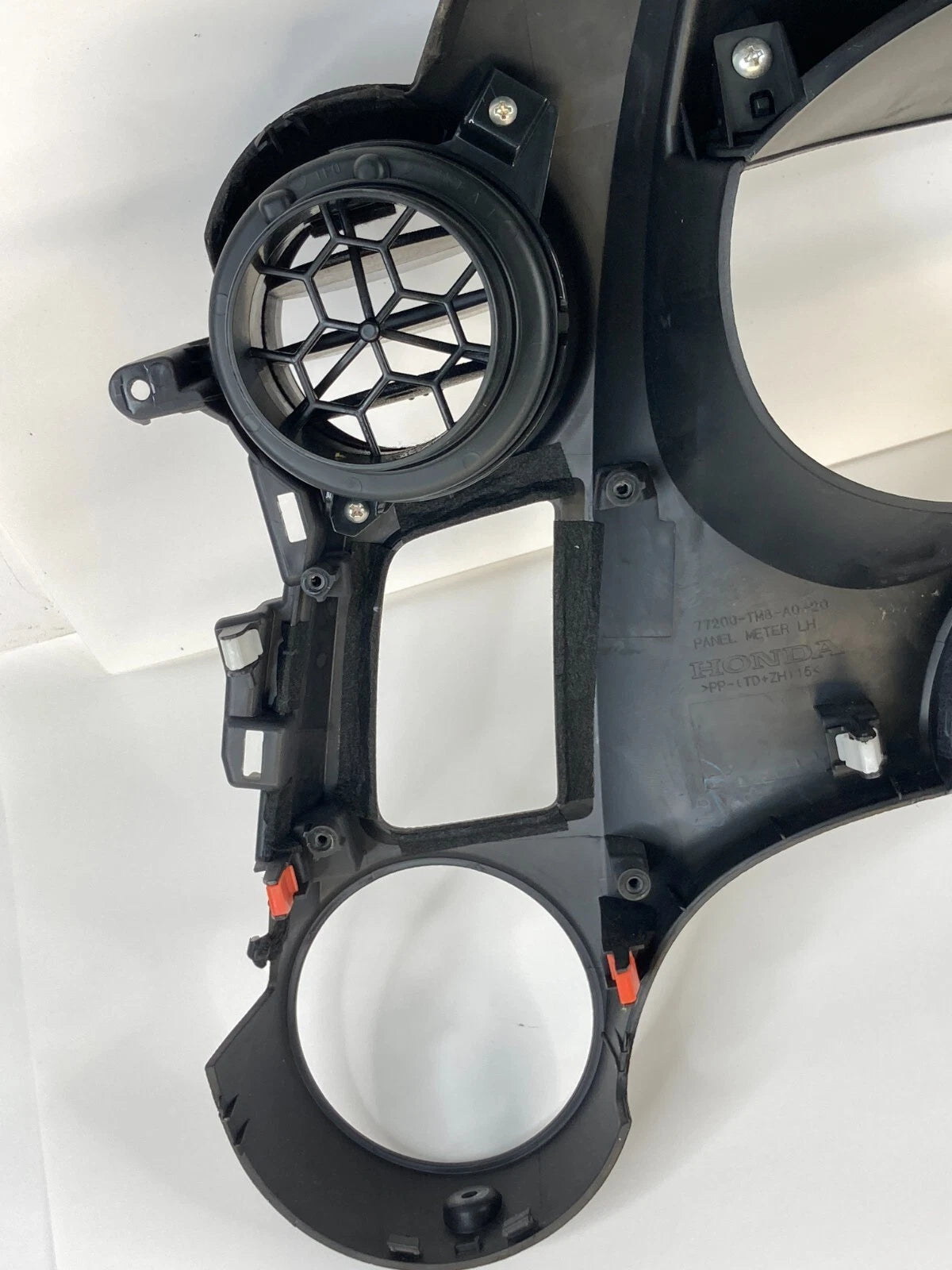 2010 HONDA INSIGHT INSTRUMENT CLUSTER SPEEDOMETER COVER BEZEL 77200-TM8-A0-20 OE