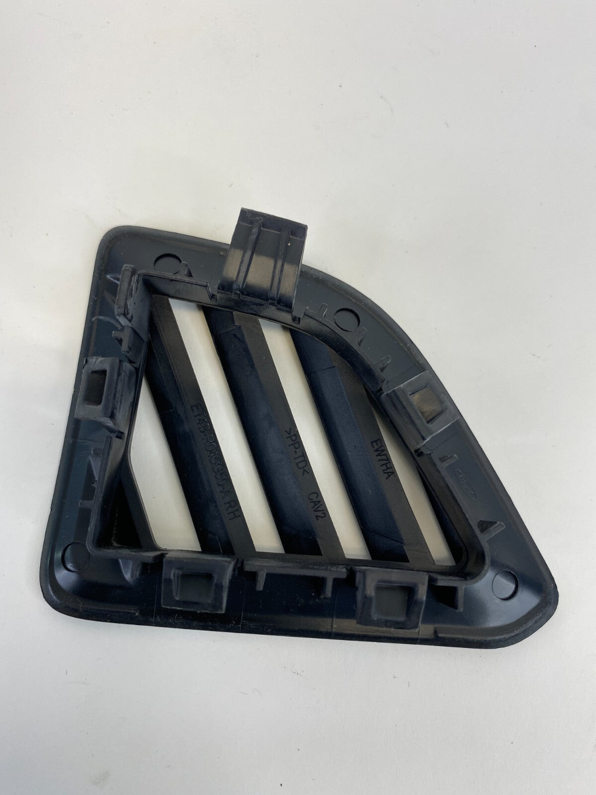 15-24 Ford Edge Dash Dashboard Right Side Defroster Air Vent Grille ET4BR045G50A