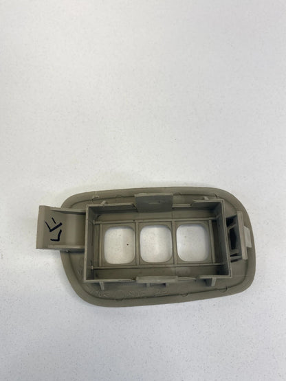 01-03 INFINITI QX4 FRONT LEFT DRIVER POWER SEAT MEMORY SWITCH BEZEL COVER TRIM