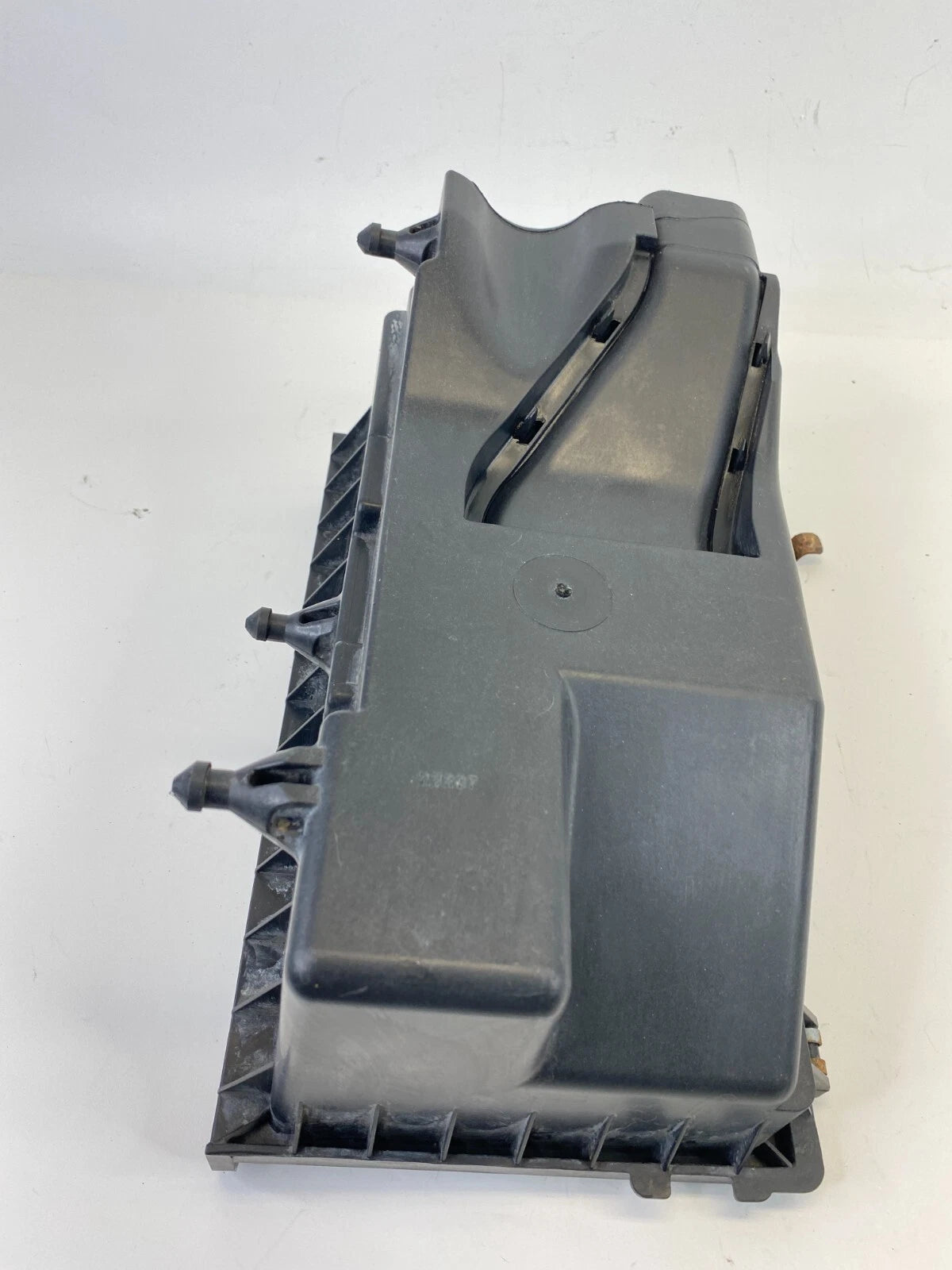 2007 08 2009 DODGE CALIBER 2.0L 16V FWD AIR INTAKE CLEANER BOX LOWER COVER OEM