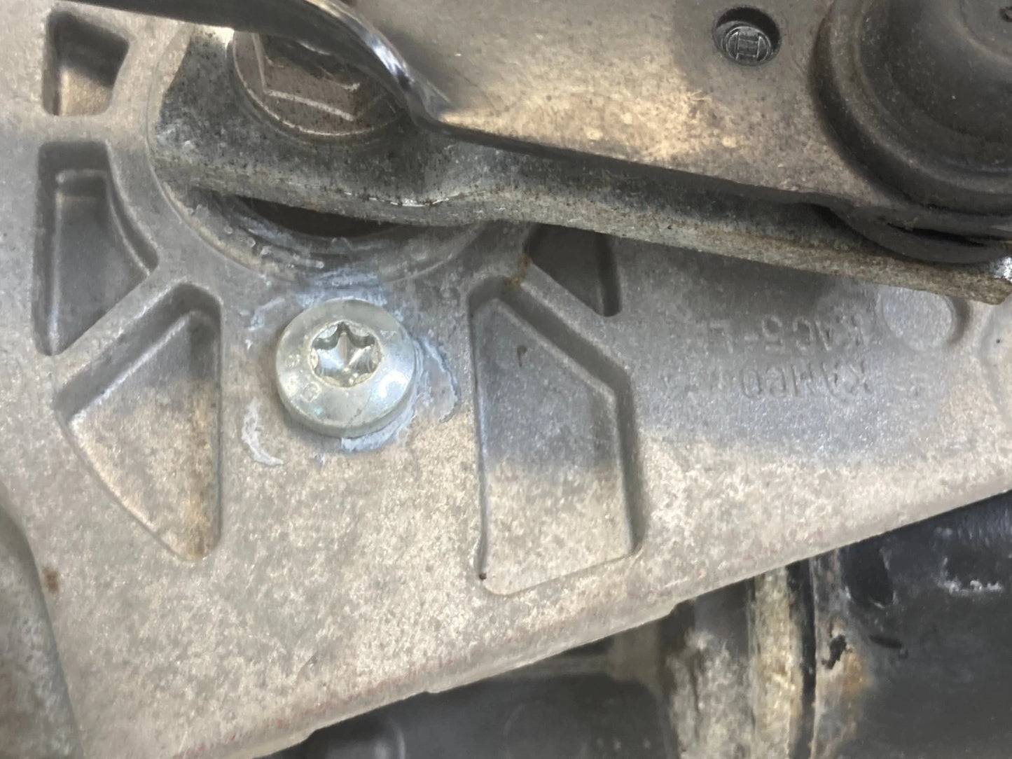 2006-2014 KIA SEDONA FRONT WIPER MOTOR LINKAGE TRANSMISSION ASSEMBLY OEM FACTORY