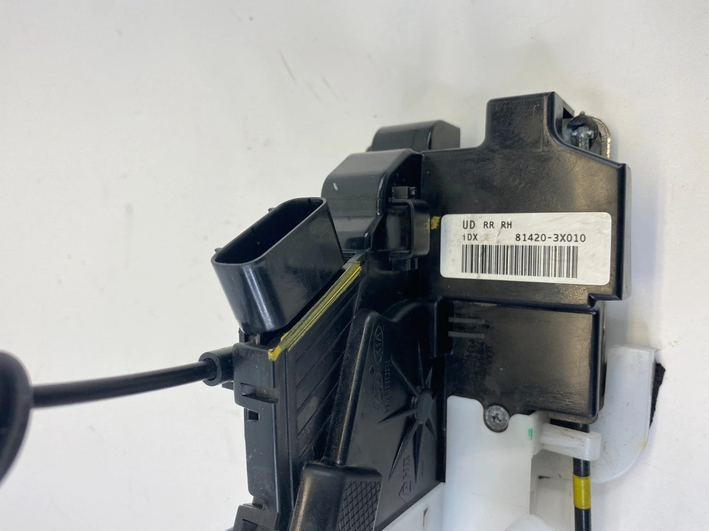 2011-2016 HYUNDAI ELANTRA REAR PASSENGER DOOR LOCK LATCH ACTUATOR OEM 814203X010