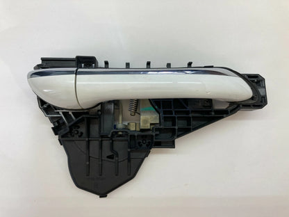 2006-2012 MERCEDES-BENZ R350 ML350 FRONT RIGHT EXTERIOR DOOR HANDLE WHITE OEM