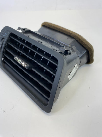 2009-2011 Volkswagen CC Front Right Side Outer Dash Air Vent Grille 3C1-819-702