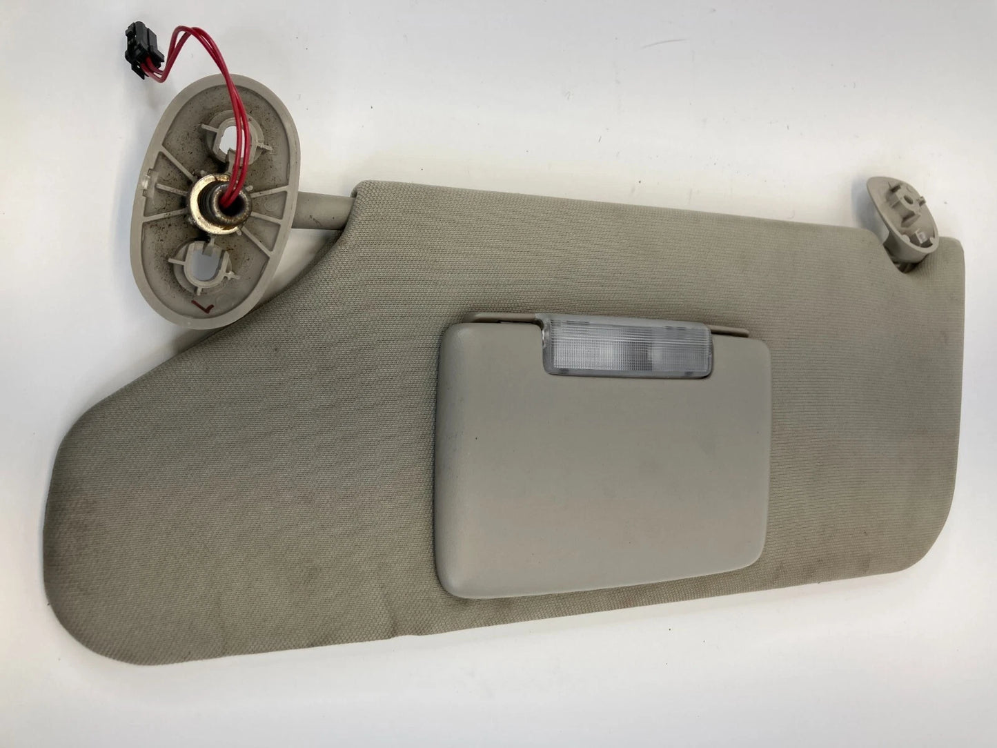 2005-2010 JEEP GRAND CHEROKEE LEFT DRIVER SIDE SUNVISOR SUN VISOR SHADE OEM