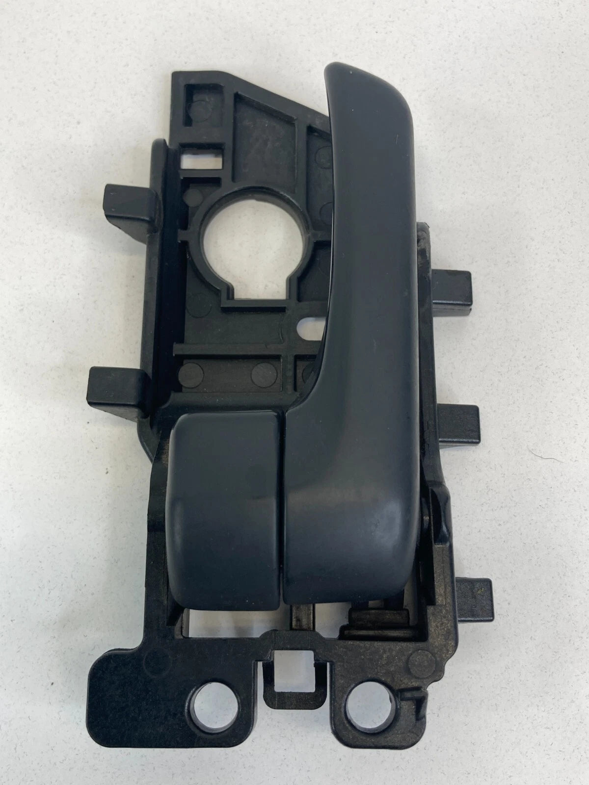 2010-2013 KIA FORTE FORTE KOUP FRONT LEFT DRIVER INNER DOOR HANDLE 82610-1M000