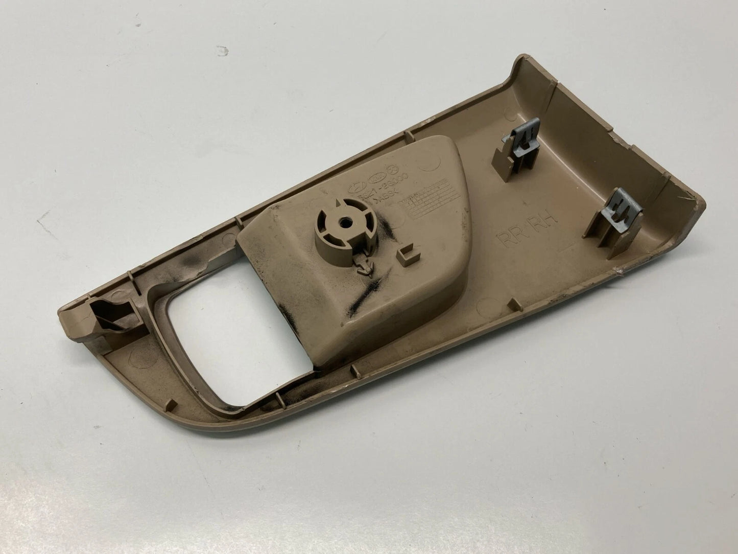 06-08 KIA OPTIMA REAR RIGHT INNER DOOR HANDLE COVER BEZEL TRIM 83621-2G000 OEM