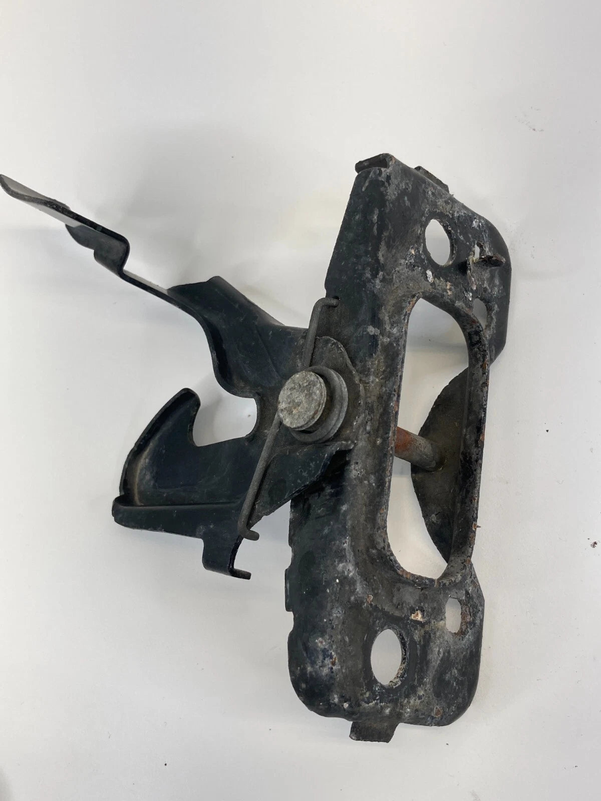 2008-2011 CHRYSLER TOWN & COUNTRY HOOD LOCK LATCH STRIKER HANDLE ASSEMBLY