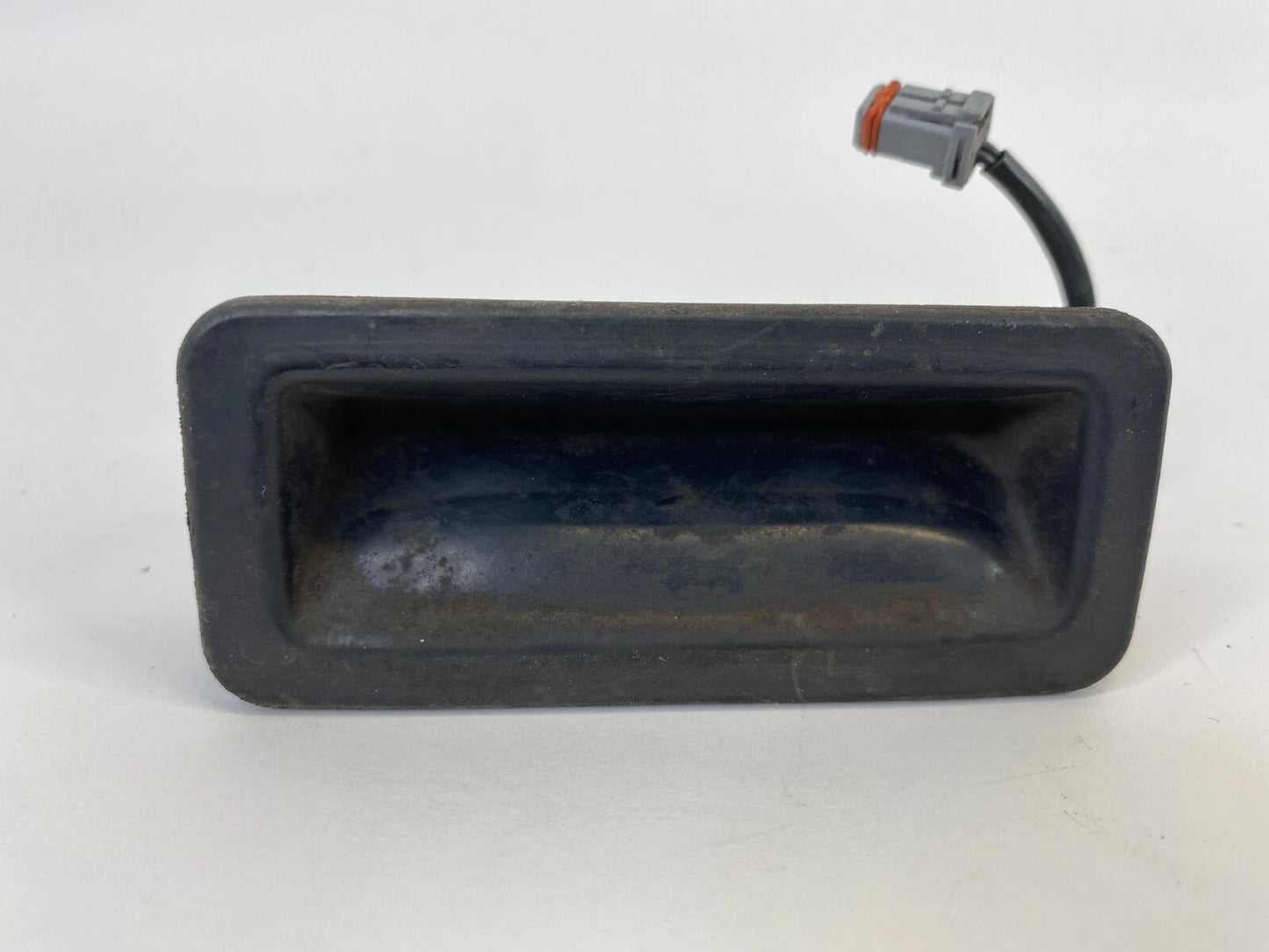 2006-2009 RANGE ROVER SPORT REAR TRUNK TAILIGATE LID REALEASE HANDLE SWITCH OEM