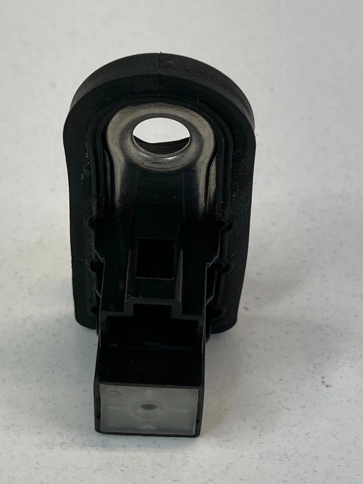 2010-2013 KIA FORTE REAR LEFT SIDE DOOR JAMB LIGHT SWITCH SENSOR 93560-1M500 OEM