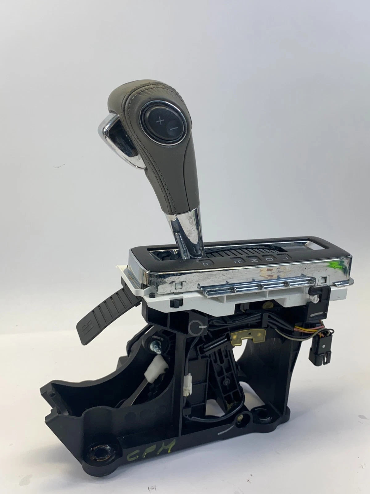 2013 2014 CHEVROLET TRAVERSE AUTOMATIC GEAR FLOOR SHIFTER ASSEMBLY OEM 22883995