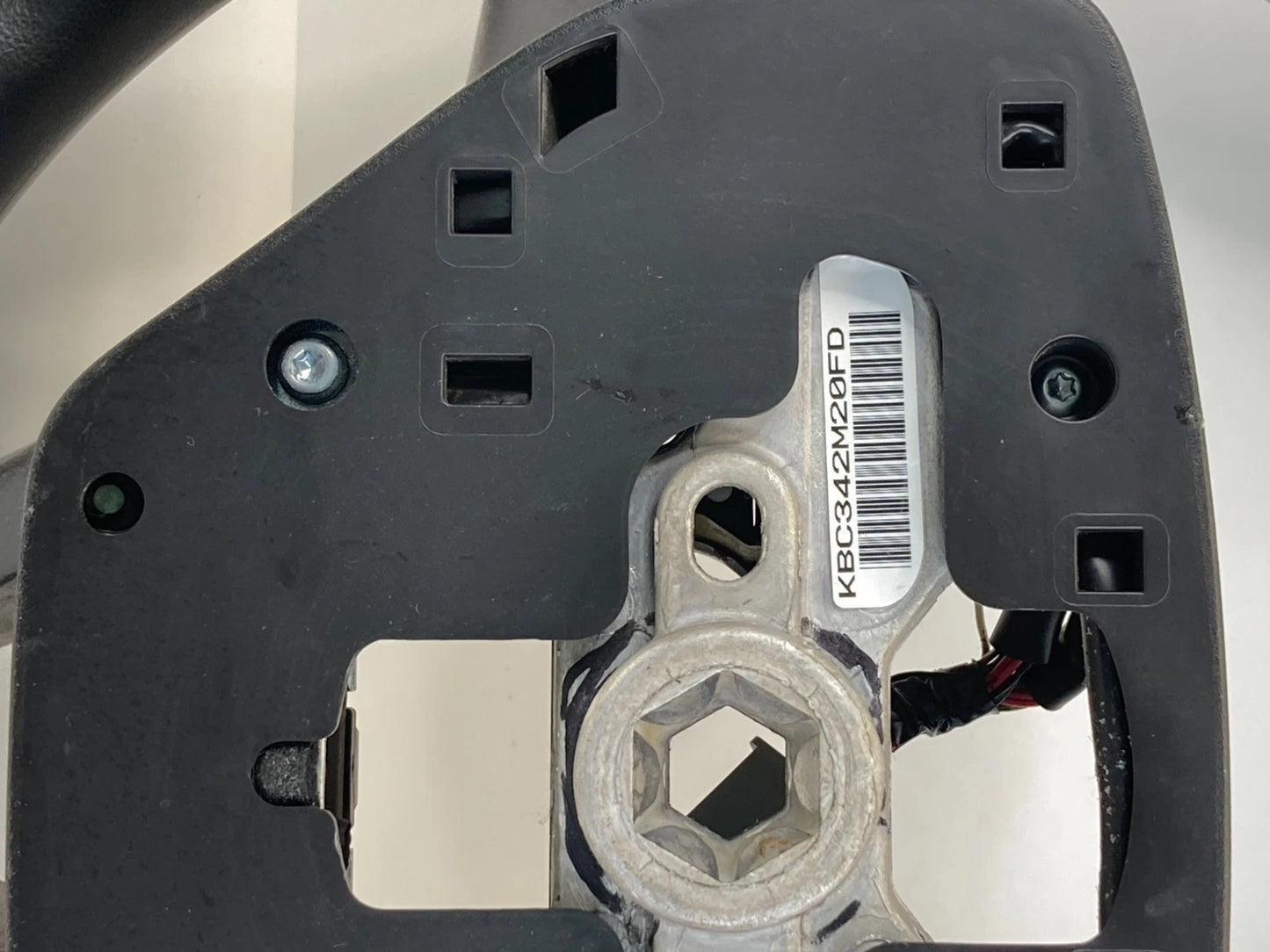 2013-2019 FORD TAURUS INTERCEPTOR STEERING WHEEL W/ CRUISE CONTROL SWITCH OEM