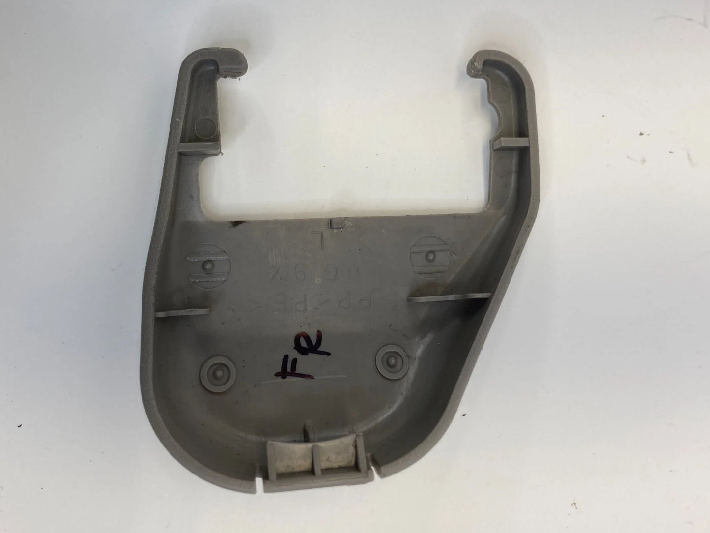 2002 2003 LEXUS ES300 FRONT RIGHT SEAT INNER TRACK END COVER CAP TRIM OEM