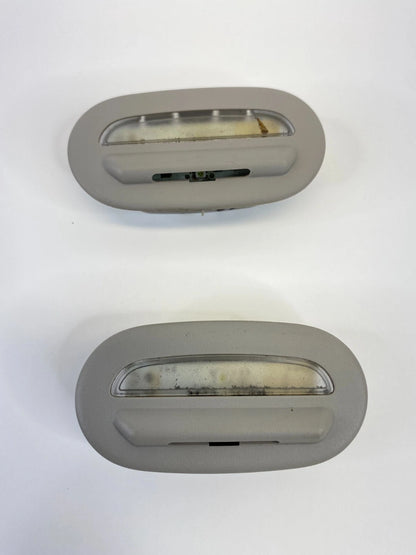 2011-2016 CHRYSLER TOWN & COUNTRY FRONT SIDE DOOR COURTESY LIGHT LAMP OEM