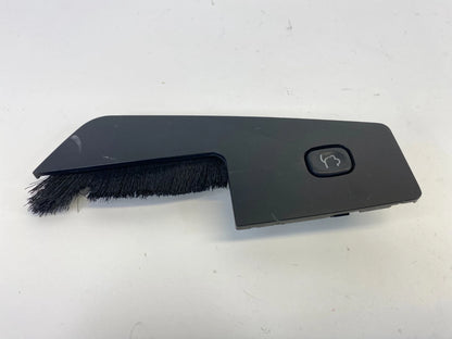 08-16 CHRYSLER TOWN & COUNTRY POWER LIFTGATE CONTROL SWITCH W/ TRIM 63248CT OEM