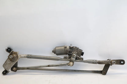 2011-2014 TOYOTA SIENNA FRONT WINDSHIELD WIPER MOTOR W/ LINKAGE 85110-08020 OEM