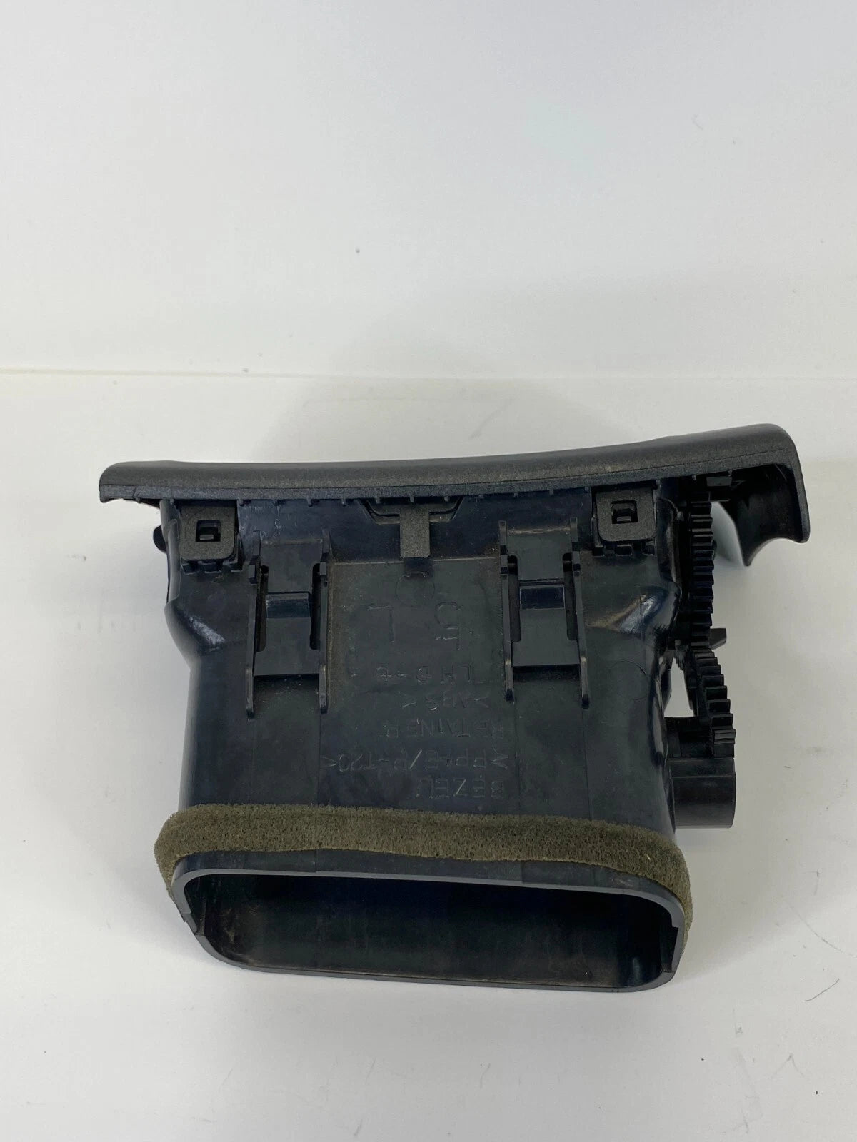 2002 2003 LEXUS ES300 DASH LEFT A/C AIR VENT GRILLE OUTER OUTLET 55650-33110 OEM