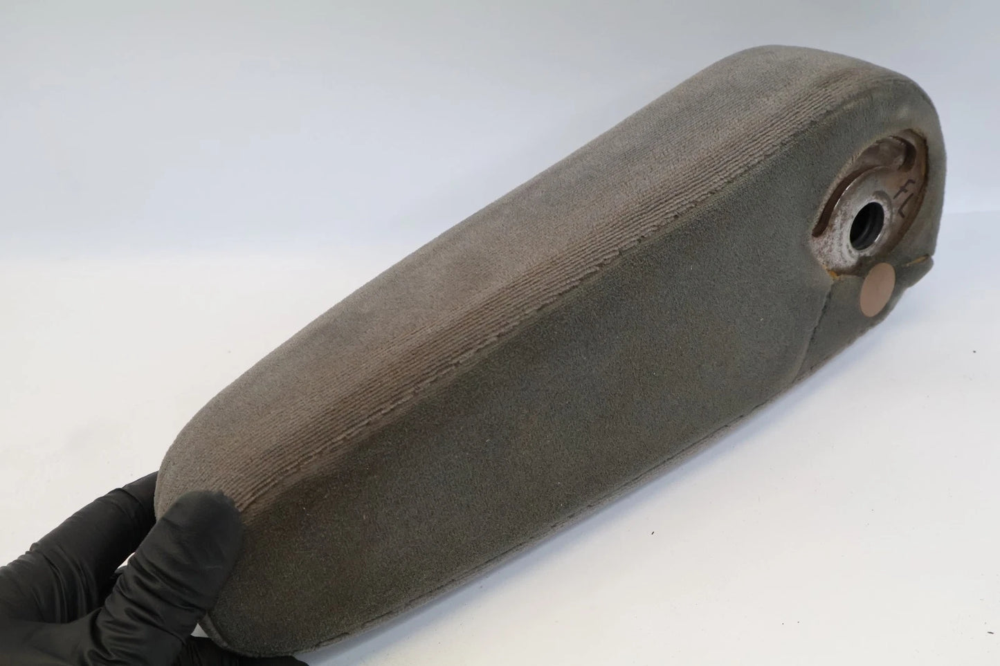 2004-2006 TOYOTA TUNDRA 07-07 SEQUOIA FRONT SEAT ARMREST LEFT & RIGHT PAIR SET