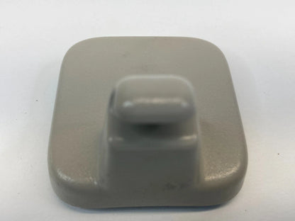 2009-2012 FORD TAURUS SUNVISOR SUN VISOR SHADE CLIP RETAINER 8A83-7404132-A OEM