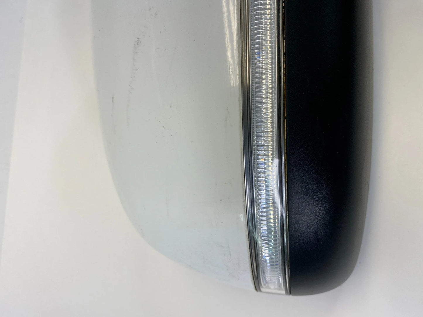 2015-2018 KIA SEDONA RIGHT PASSENGER SIDE VIEW POWER MIRROR E13037560 OEM