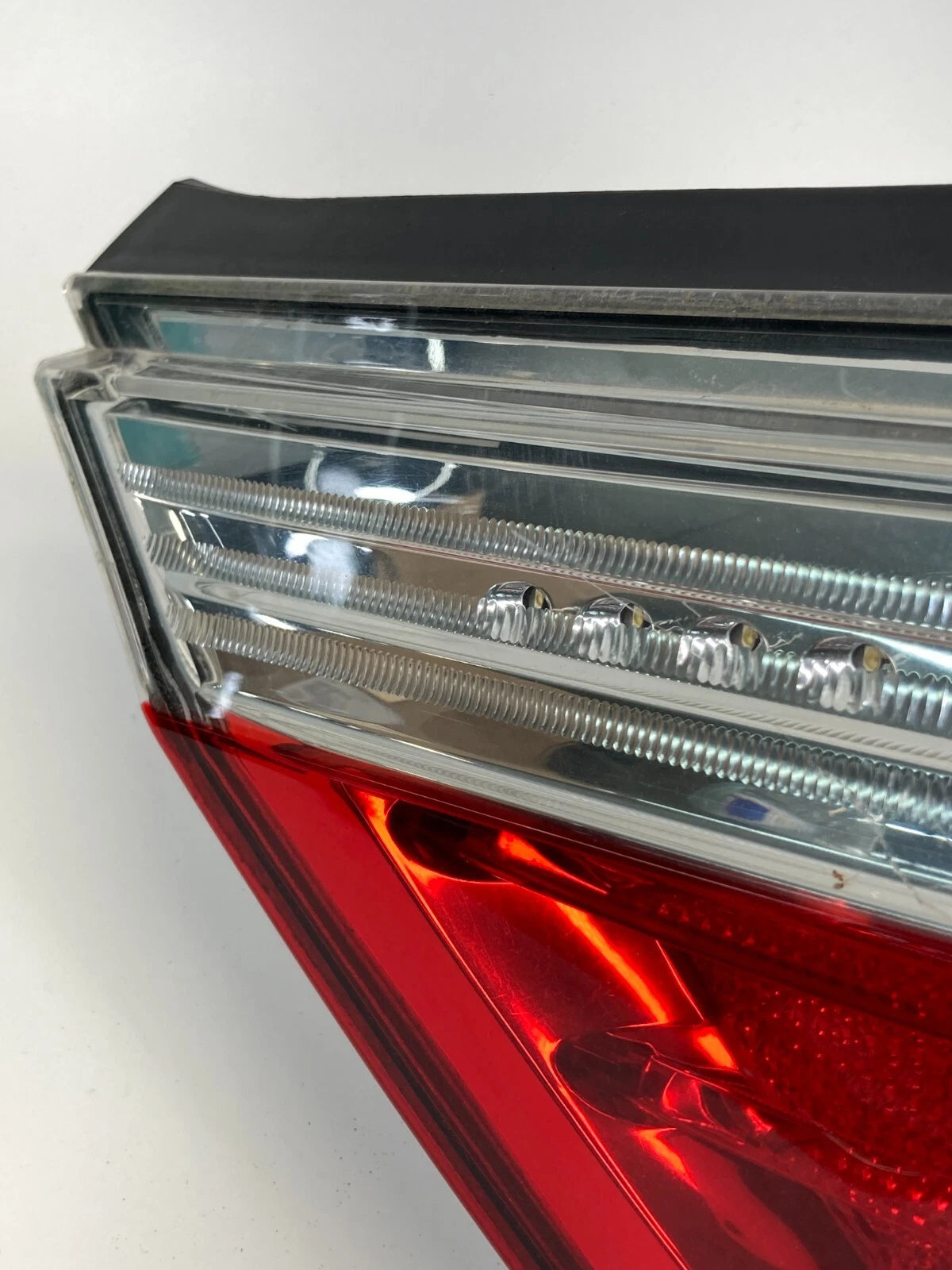 2009 2010 BMW 535I XDRIVE SEDAN LEFT DRIVER SIDE TAILLIGHT TAIL LAMP 19528501