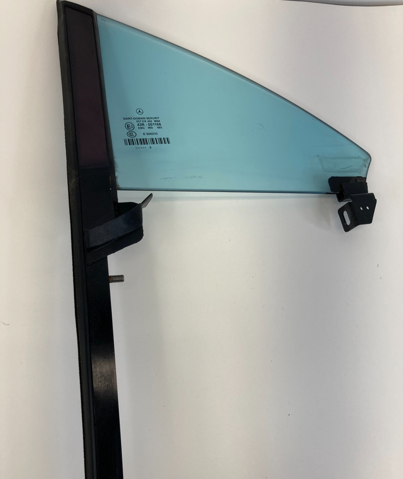 2006 Mercedes CLS500 Rear Left Side Back Vent Quarter Window Glass A2197370530