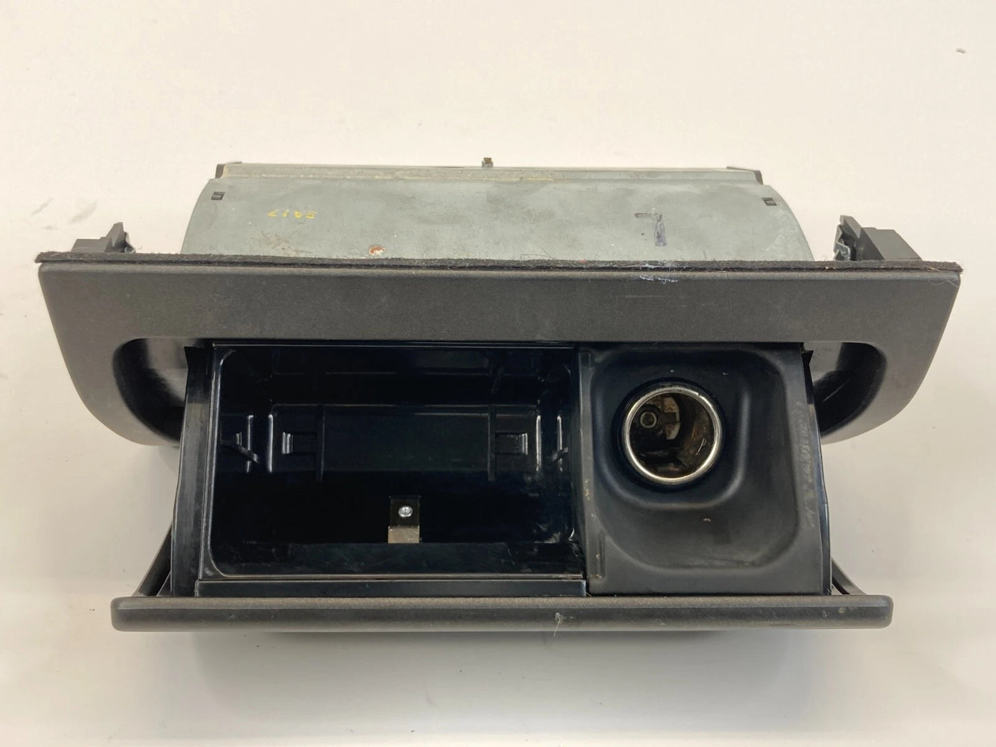 1998-2005 LEXUS GS300 CENTER CONSOLE DASH ASHTRAY ASH TRAY STORAGE OEM