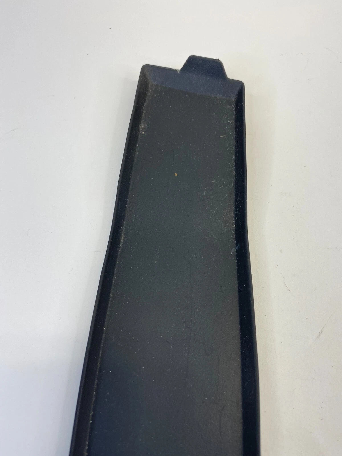 2004-2006 CADILLAC SRX FRONT LEFT DRIVER SIDE INNER DOOR PANEL POCKET MAT OEM