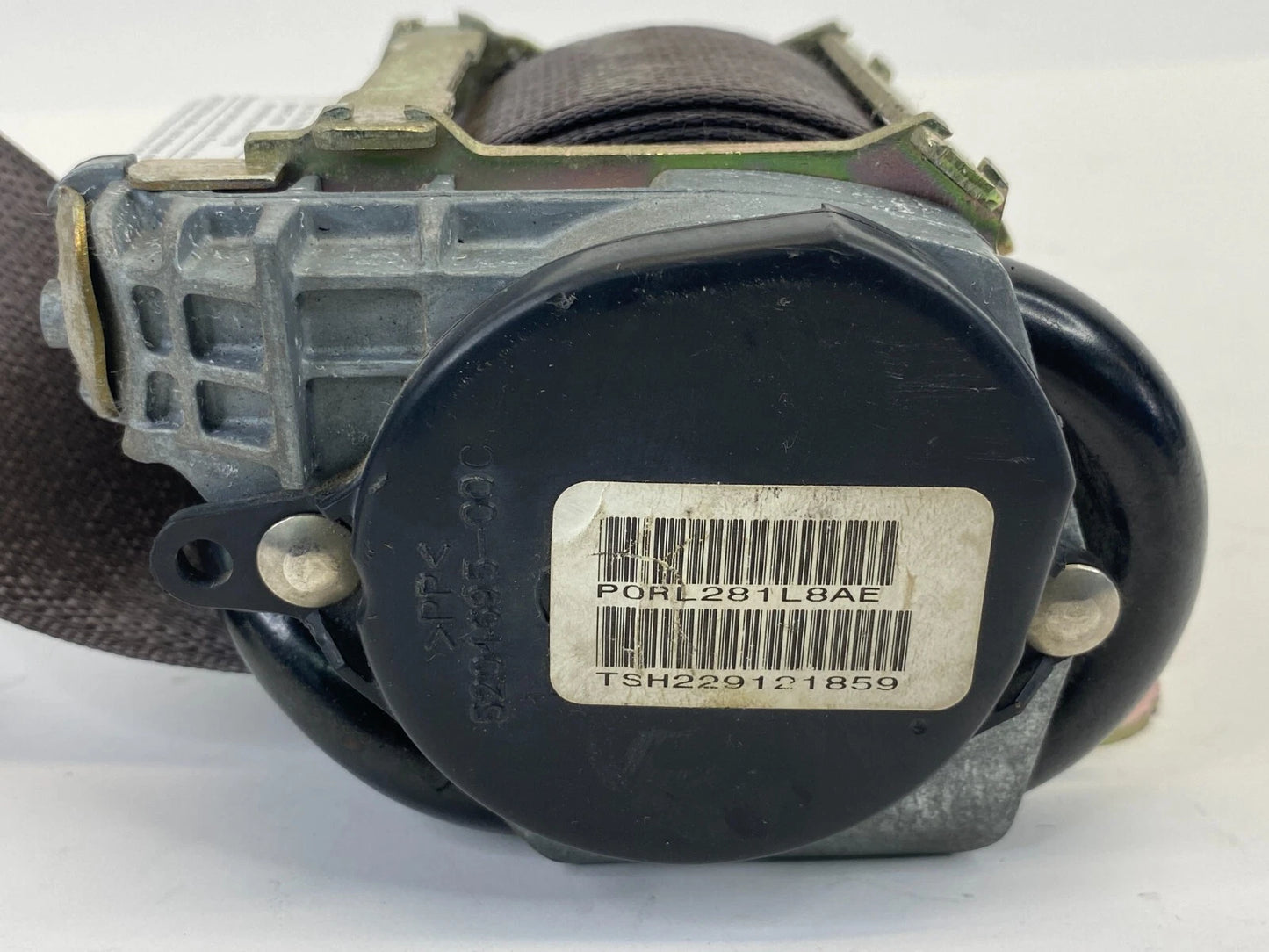 2002 02 CHRYSLER PT CRUISER WAGON FRONT RIGHT SEAT BELT RETRACTOR RL281L8AE OEM