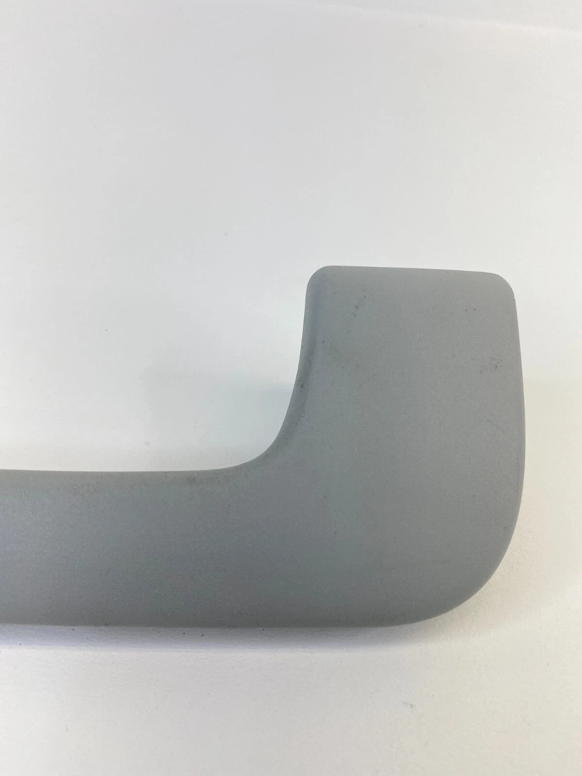 06-13 AUDI A3 FRONT RIGHT ROOF INTERIOR GRAB GRIP ASSIST HANDLE 8P0-857-607-M