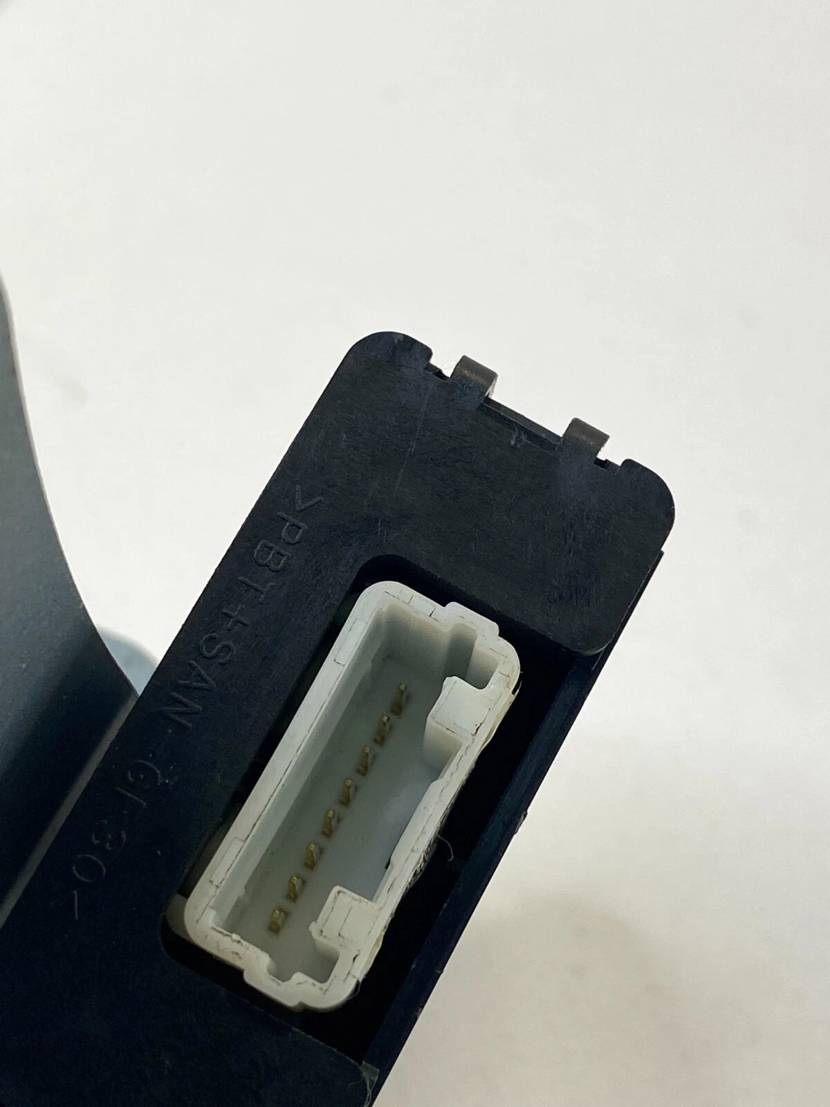 04-09 TOYOTA PRIUS OSCILLATOR FRONT LEFT DOOR CONTROL MODULE UNIT 89991-47010
