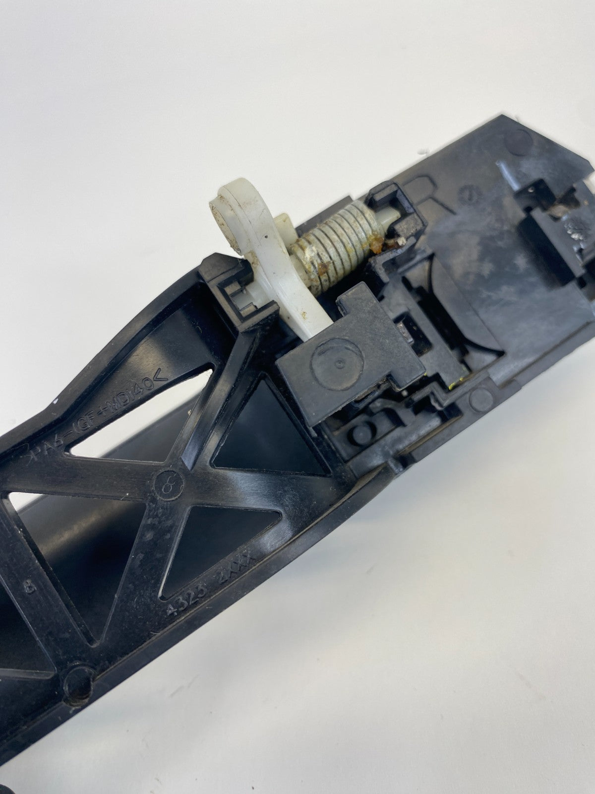 2010-2017 GMC Terrain Front Right Side Outer Exterior Door Handle 15786204 OEM