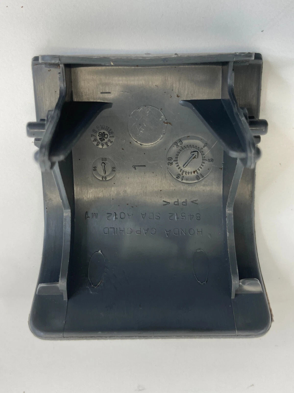 2003-2007 HONDA ACCORD REAR CHILD RESTRAINT ANCHOR PLATE CAP 84512-SDA-A012-M1